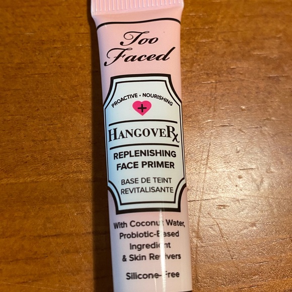 Too Faced Hangover Replenishing Face Primer - Picture 4 of 9